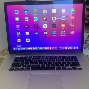 MacBook Pro - 15 in Perfect condition